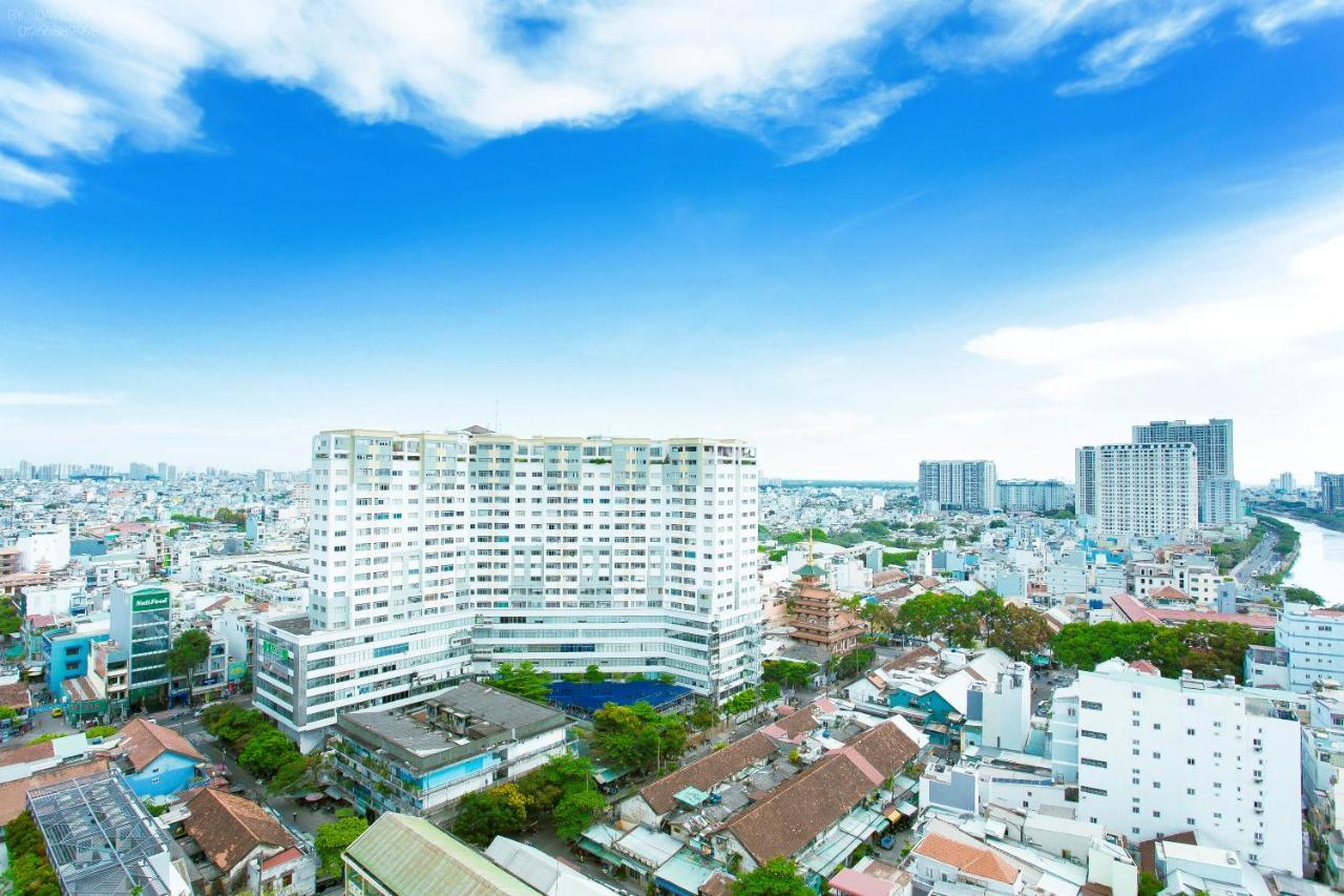 Cbd Rivergate- Infinity Pool Signature Хошимин Экстерьер фото