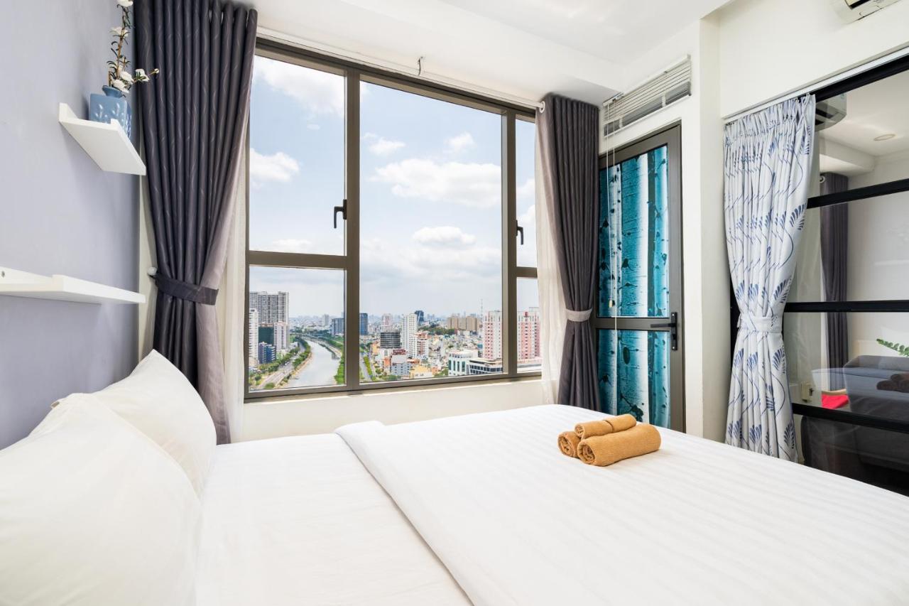 Cbd Rivergate- Infinity Pool Signature Хошимин Экстерьер фото